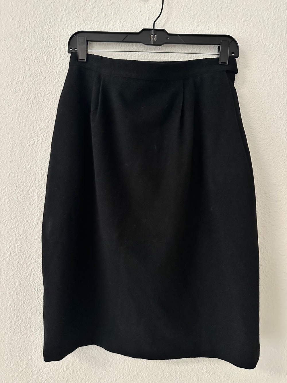 Classic Black Vintage 100% Camel Hair Pencil Skirt